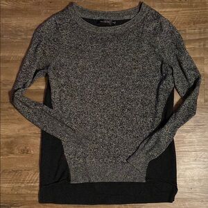 The Limited black/grey sweater xs like new long sleeve